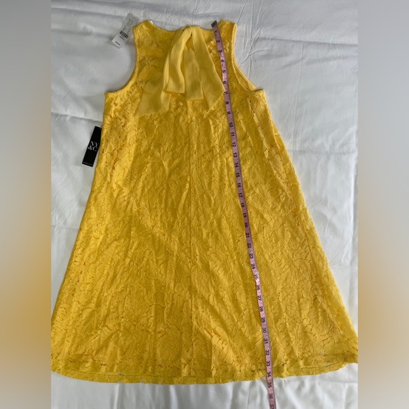 New York & Company: Yellow Lace Summer Dress - Picture 5 of 14